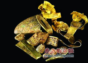 5公斤黄金文物 英国探金人挖出史上最大国宝，1500件稀世珍品震撼出土